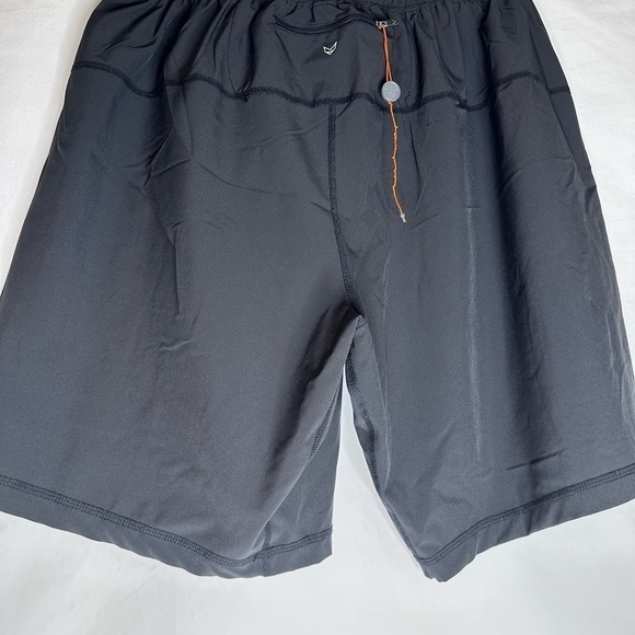 Fennec Golf Short - Picture 4 of 6